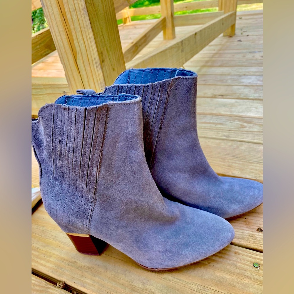 Lucca Lane Jadia Grey Suede Almond Toe Block Heel Ankle Boots Women sz 10